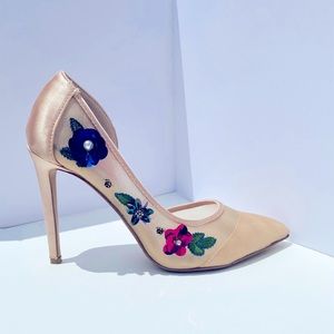 Betsey Johnson Jewel Embroidered Pump